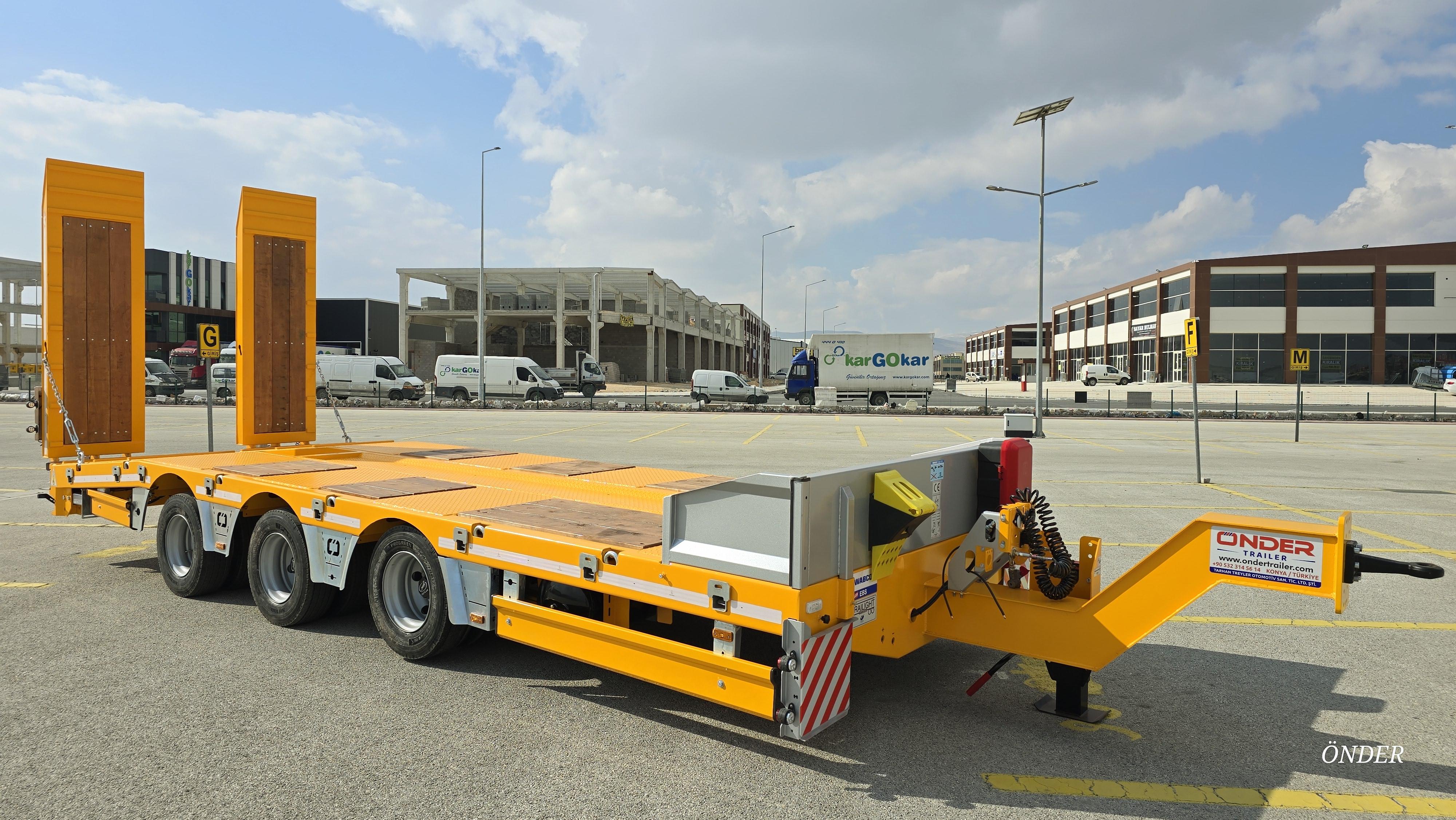 3 Axle Low Loader Trailer